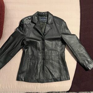 Saguaro Women's Classic Black Leather Jacket